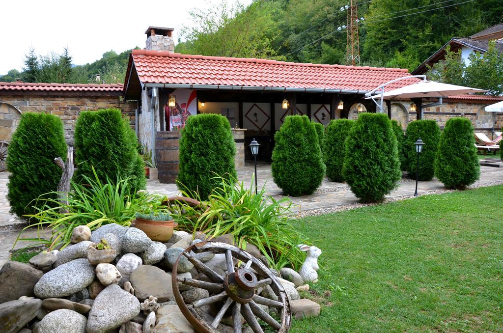 Къщата - Къща За Гости Ribarica Exteriér fotografie