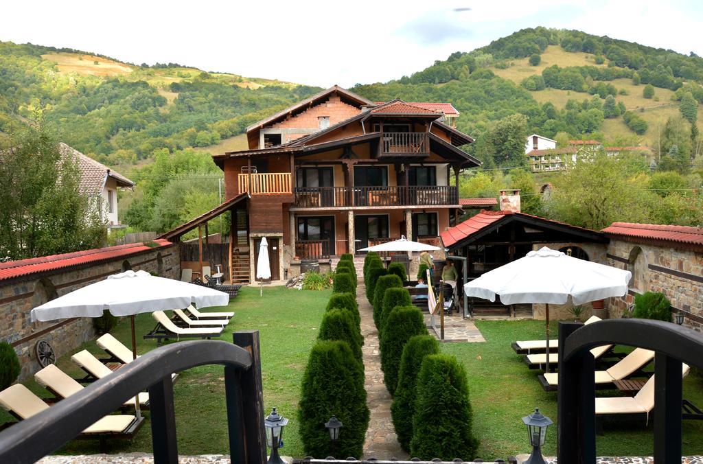 Къщата - Къща За Гости Ribarica Exteriér fotografie